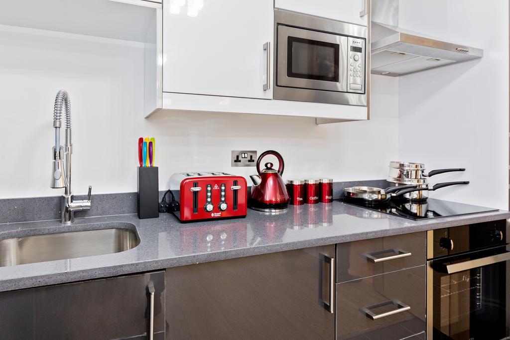 Metro Service Apartments Bedford Luaran gambar