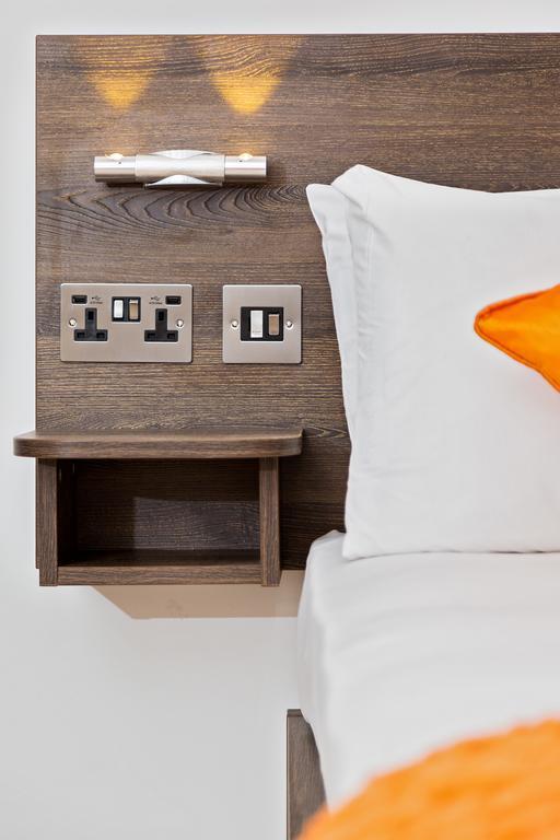 Metro Service Apartments Bedford Luaran gambar